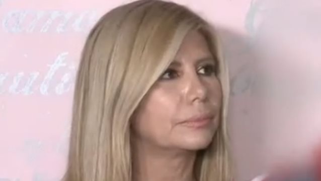 Ζήνα Κουτσελίνη: "Κι ο Γιώργος Λιάγκας ενώ συζητούσε με το κανάλι του, είχε βρεθεί σε άλλο κανάλι και συζητούσε"