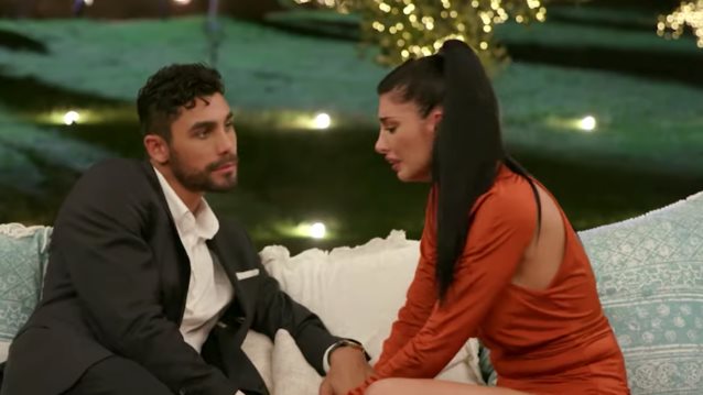 The Bachelor | Αποχώρησε τελικά η Σία από τη βίλα;