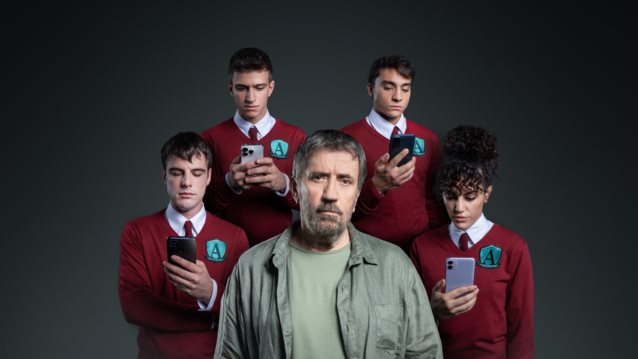 Κάνε ότι κοιμάσαι | Ένα νέο σοκαριστικό βίντεο ταράζει τη ζωή στο Αλεξανδρινό Κολλέγιο - Τι θα δούμε στα δύο νέα επεισόδια της εβδομάδας