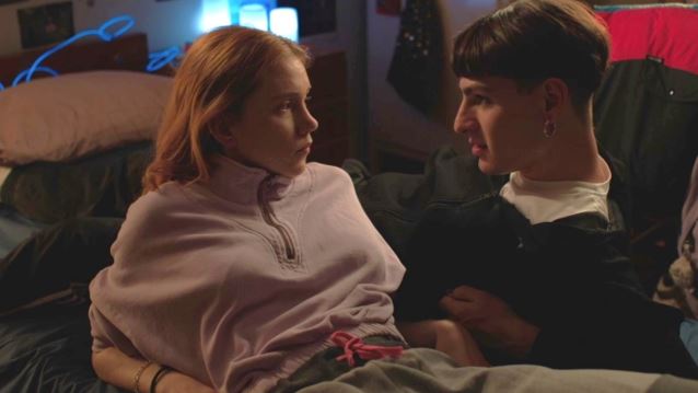 Aide-mémoire | Το μυστήριο με τα δύο πρόσωπα της τηλεόρασης