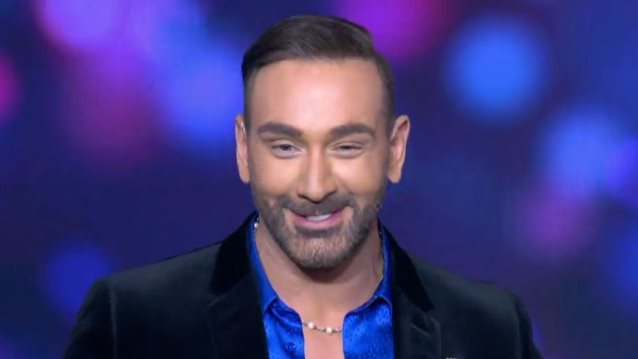 J2US | Ποια αγαπημένη ηθοποιός έκανε βιντεοκλήση-έκπληξη;