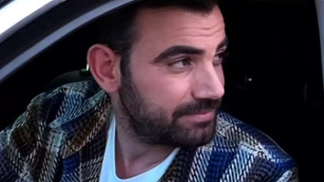 Νίκος Πολυδερόπουλος: &quot;Αν οι ηθοποιοί της παράστασης είπαν ότι έχουμε καλό κλίμα, να μου τους φέρετε εδώ να κάνουμε παρέα&quot;