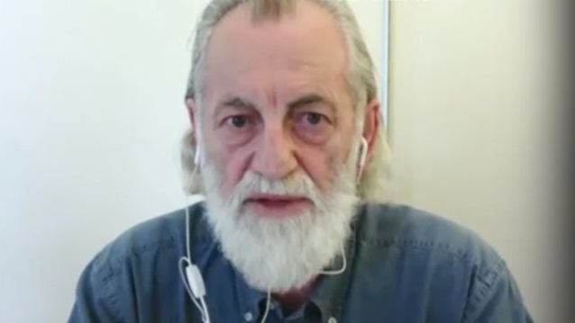 Ο Μιχάλης Αεράκης απαντά για το μέλλον του &quot;παπά-Μιχάλη&quot; στον Σασμό μετά την υποψηφιότητά του στις Ευρωεκλογές