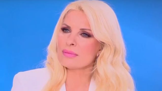 Η έναρξη της εκπομπής της Ελένης Μενεγάκη μετά την είδηση της αποχώρησης από το Mega