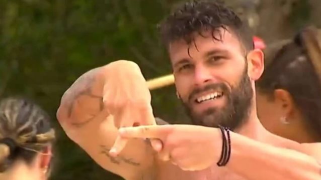 Survivor: Η αινιγματική αφιέρωση του Στάθη Σχίζα στην Αλεξάνδρα Παναγιώταρου - Πώς αντέδρασε η ίδια;
