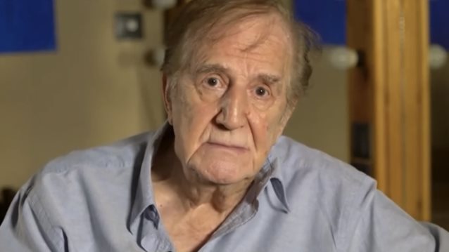 Γιώργος Κωνσταντίνου: &quot;Θυμάμαι ακόμα τον τορπιλισμό της Έλλης, τρέχαμε στους δρόμους, ακούγονταν οι σειρήνες&quot;