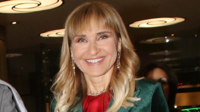 Η Μάρα Ζαχαρέα στόλισε για τα Χριστούγεννα | Οι πρώτες εικόνες από το σπίτι της