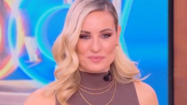 Ελεονώρα Μελέτη: "Να υποθέσω δηλαδή ότι ο Αναδιώτης είναι κατά τα άλλα άρτιος χριστιανος;"