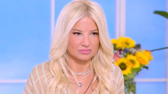 Φαίη Σκορδά: &quot;Το να πας να βρεις ένα μοντέλο Λιάγκα, σημαίνει ότι δεν σκέφτεσαι&quot;