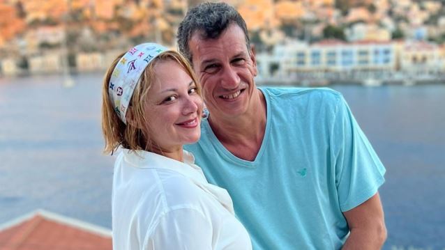 Νέες φωτογραφίες από τις διακοπές της Νάνσυς Ζαμπέτογλου και του Νάσου Γαλακτερού με τα παιδιά τους