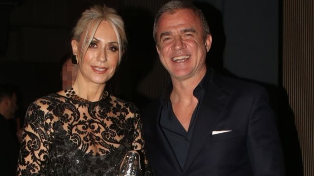 Σπάνια βραδινή έξοδος της Μαρίας Μπακοδήμου με τον πρώην σύζυγό της, Δημήτρη Αργυρόπουλο και τον γιο τους, Άρη