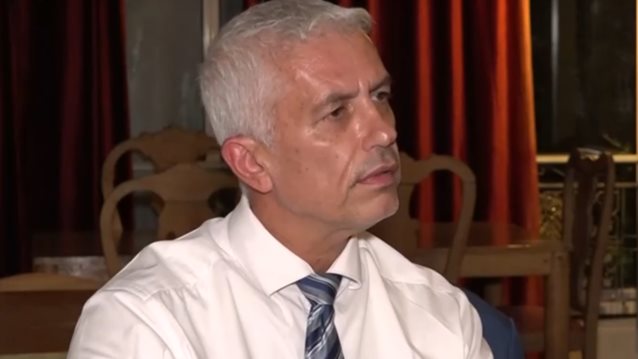 Συγκλονίζει ο Γιώργος Καλλιακμάνης για τη στιγμή που αντίκρισε νεκρό τον Γιώργο Καραϊβάζ στο πεζοδρόμιο