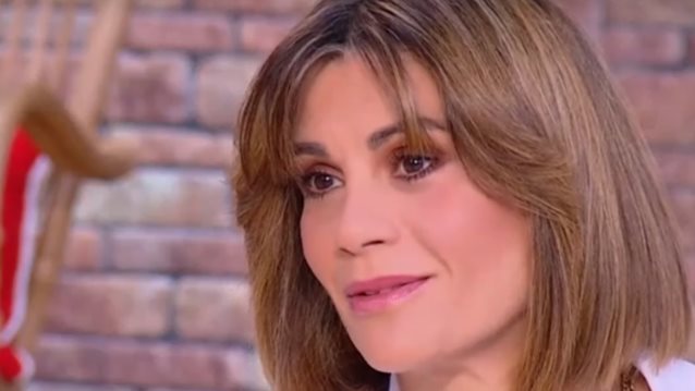 Άννα Μαρία Παπαχαραλάμπους: "Η ασθένεια της μητέρας μου ήταν πιο εφιαλτική από τον ίδιο τον θάνατο"