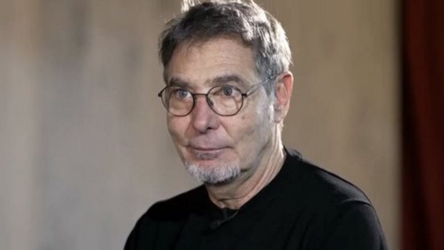 Θοδωρής Αθερίδης: &quot;Έχω υπάρξει άπιστος, στην εποχή που ζούμε ποιος δεν το έχει κάνει;&quot;