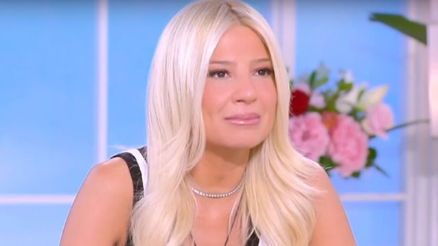 Φαίη Σκορδά: "Παίρνουν τηλέφωνο και απειλούν, υπάρχουν χτυπήματα κάτω από το τραπέζι"