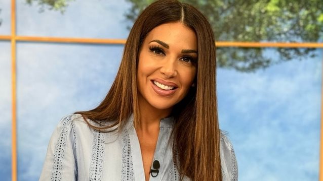 Ελένη Χατζίδου: "Πιστεύω πως η Μαρία Αντωνά είναι ερωτευμένη και είναι αμοιβαία τα αισθήματα"