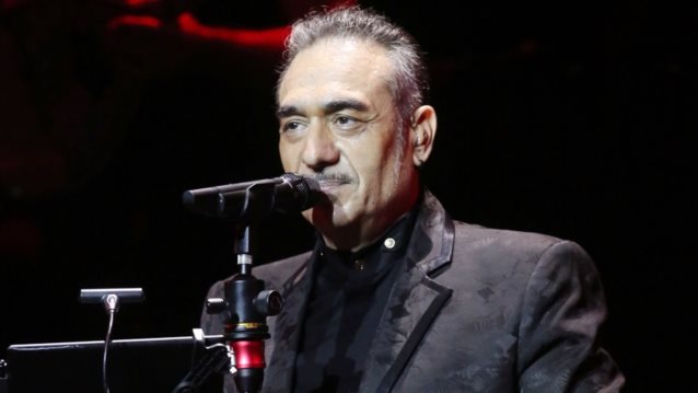 "Ο Νότης Σφακιανάκης είναι ένας πάρα πολύ δύσκολος άνθρωπος, ξεροκέφαλος"