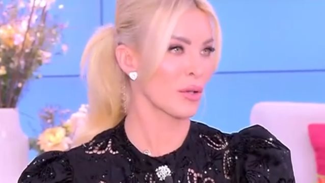 Αποχώρησε εκτάκτως η Κατερίνα Καινούργιου από την εκπομπή: "Θα χρειαστεί να πάω μέχρι το νοσοκομείο"