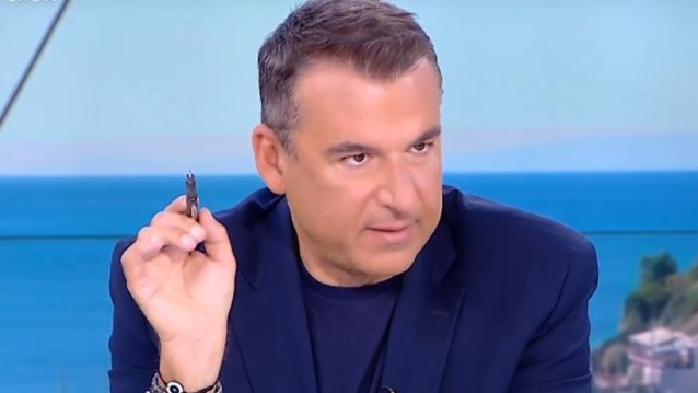 Ξέσπασε ο Λιάγκας κατά του Αδαμαντίδη: &quot;Επειδή εγώ φοράω παντελόνια και δεν χτυπάω...&quot;