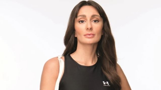 Cilia Katrali | Η τραγουδοποιός και ο μαγικός της κόσμος στο γιορτινό SHAPE Δεκεμβρίου