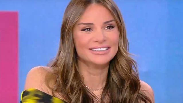 Ελένη Τσολάκη: Θα φτάσουμε να λέμε στους γάμους να μην ακούγεται το &quot;η δε γυνή να φοβήται τον άνδρα&quot;