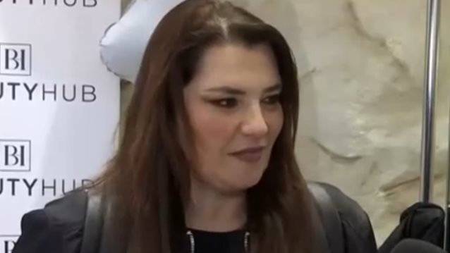 Η Κατερίνα Ζαρίφη ξεκαθαρίζει on camera αν θα ενταχθεί στην εκπομπή της Φαίης Σκορδά