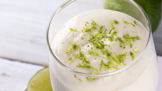 Δροσιστικό επιδόρπιο για την Τσικνοπέμπτη: Lemon posset με 3 υλικά