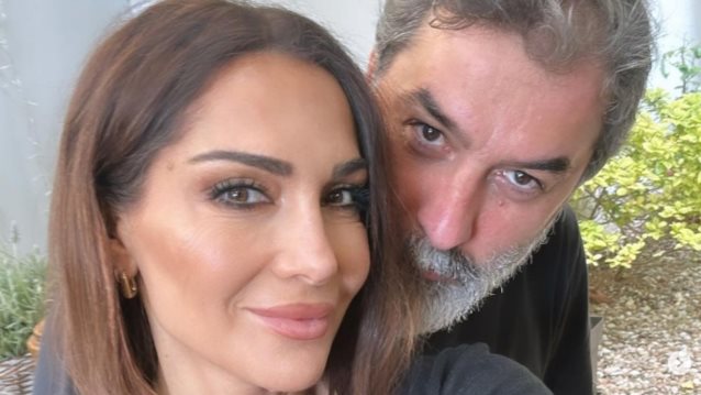 Δέσποινα Βανδή &amp; Βασίλης Μπισμπίκης ταξίδεψαν στο εξωτερικό - Τα τρυφερά στιγμιότυπα