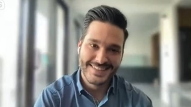 Ο Φοίβος Παπαδάκης μιλά για την περιπέτειά του με τον κορονοϊό – Πότε επιστρέφει στην εκπομπή;