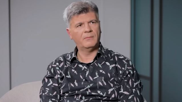 Η απάντηση του Φοίβου Δεληβοριά για τη χρηματική του αμοιβή στην αλλαγή χρόνου στο Σύνταγμα