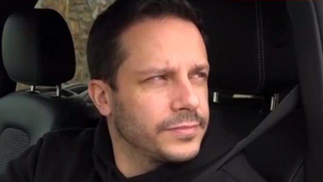 Δημήτρης Μακαλιάς: "Η Μπέττυ είναι κεντρική παρουσιάστρια, ο κύριος Παπανώτας κάθεται σε πάνελ - Σίγουρα δεν είναι στην ίδια θέση"