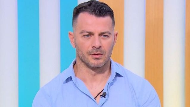 Γιώργος Αγγελόπουλος: &quot;Ίσως έπρεπε να &quot;φύγει&quot; η μητέρα μου&quot;