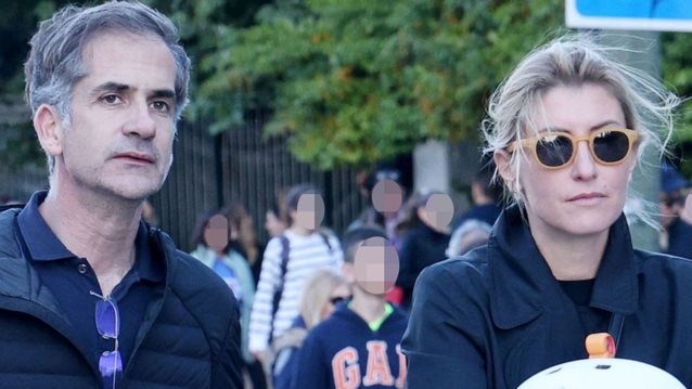 Η Σία Κοσιώνη με τον 7χρονο γιο της, Δήμο Μπακογιάννη στον λόφο του Φιλοπάππου