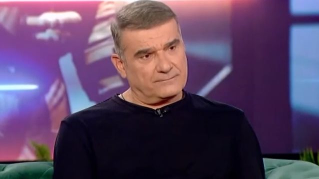 Κώστας Αποστολάκης: &quot;Θα ήθελα να είμαι ερωτευμένος με τον Ιησού Χριστό&quot;