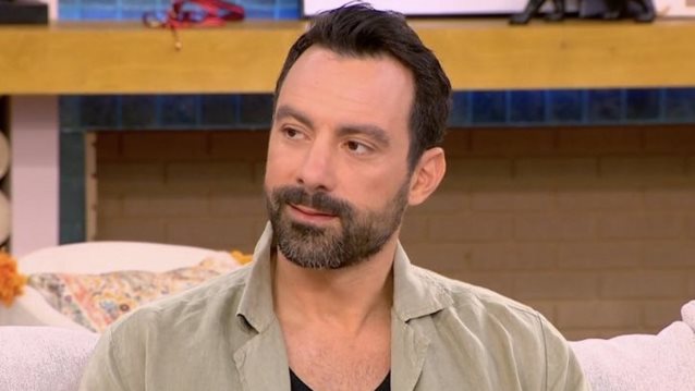 Ο Σάκης Τανιμανίδης αποκαλύπτει για πρώτη φορά: &quot;Η αλήθεια είναι ότι στο World Party ήμουν συγκεντρωτικός&quot;