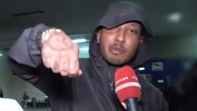 Light: "Αν θέλετε να μιλήσω σε εκπομπές, δώστε μου 5 χιλιάδες ευρώ, δεν αστειεύομαι για το θέμα"