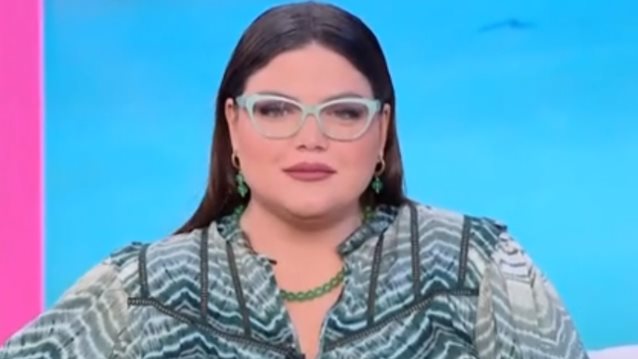 Η Δανάη Μπάρκα &quot;καρφώνει&quot; τον Γιώργο Λιάγκα