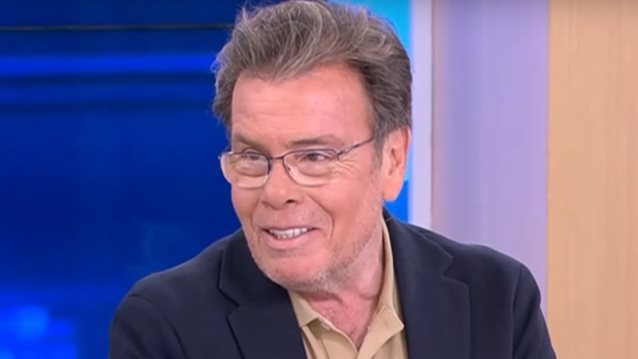 Δημήτρης Παπανώτας: &quot;Έχει δώσει 48 συνεντεύξεις σε μία εβδομάδα! Έχει να πει τόσα πολλά;&quot;
