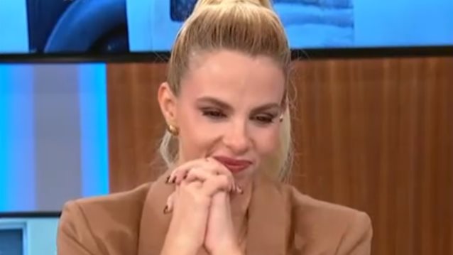 Συγκινήθηκε η Τζένη Μελιτά στον αέρα: "Στο σημείο αυτό είμαι πολύ ευαίσθητη"