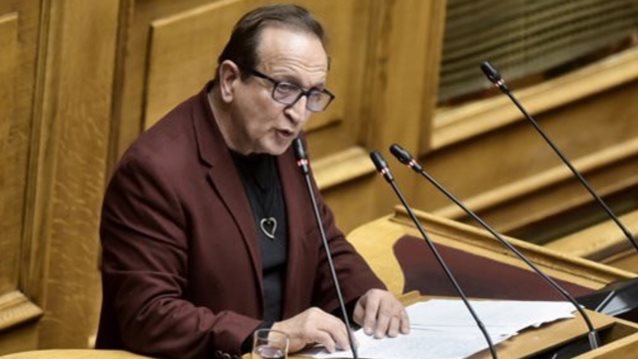Σπύρος Μπιμπίλας: "Δεν είμαι ο πρώτος gay που μπήκε στη Βουλή, υπάρχουν πολλοί βουλευτές"
