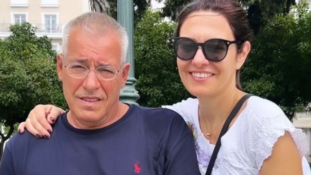 Η Φαίη Μαυραγάνη στην αγκαλιά του Νίκου Μάνεση