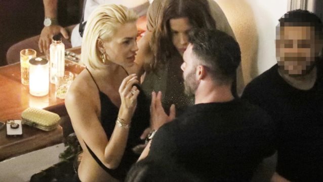 Αλεξάνδρα Παναγιώταρου &amp; Στάθης Σχίζας συναντήθηκαν σε βραδινή τους έξοδο στη Μύκονο! Φωτογραφίες