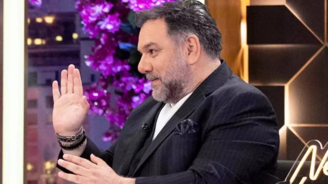 Γρηγόρης Αρναούτογλου: &quot;Χαθήκαμε με αυτήν την κοπέλα, δεν πίστεψε ότι δεν ήξερα πως θα δημοσιευτεί αυτή η φωτογραφία&quot;