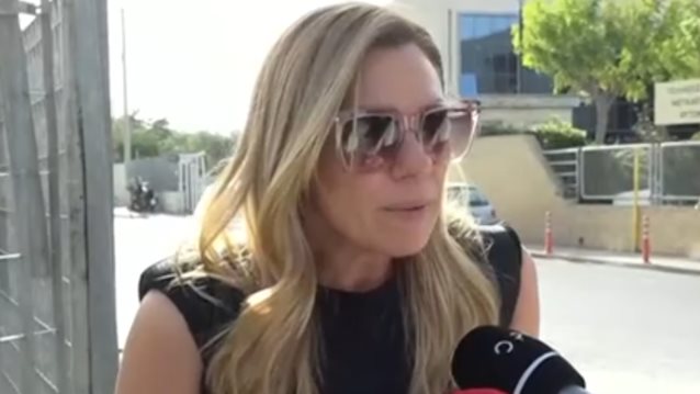 Αντέδρασε η Κατερίνα Καραβάτου: "Γιατί με ρωτάτε συνέχεια αυτό το πράγμα;"