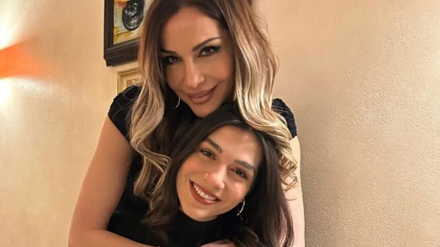 Δέσποινα Βανδή και Μελίνα Νικολαΐδη μαζί στο γυμναστήριο | Η αρκετά απαιτητική άσκηση που κατάφεραν