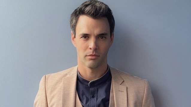 Ρένος Ρώτας: &quot;Αναπάντεχα προέκυψε ένα τσούρμο δημοσιογράφων, μόλις είχα βγάλει το κράνος, δεν είχα προλάβει να ανασάνω&quot;