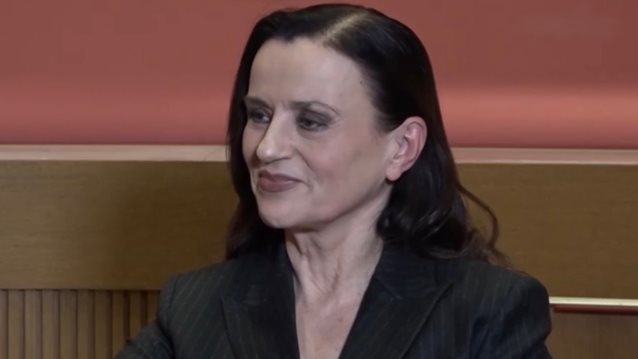 Η Καρυοφυλλιά Καραμπέτη αποκάλυψε τον λόγο που δεν μιλάει για την προσωπική της ζωή