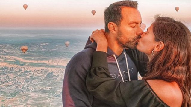 &quot;Ο Σάκης Τανιμανίδης και η Χριστίνα Μπόμπα προσπαθούσαν πολύ καιρό να γίνουν γονείς&quot;