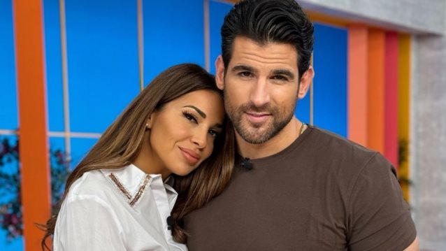 Ο Ετεοκλής Παύλου αιφνιδίασε on air την Ελένη Χατζίδου: "Εσύ είχες τα λεφτά, με βοήθησες να πάρω αμάξι"