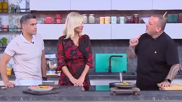 Η ατάκα του Δημήτρη Σκαρμούτσου σε Σκορδά - Ουγγαρέζο: "Δεν θα ανεχτώ αυτές τις συμπεριφορές από εσάς"